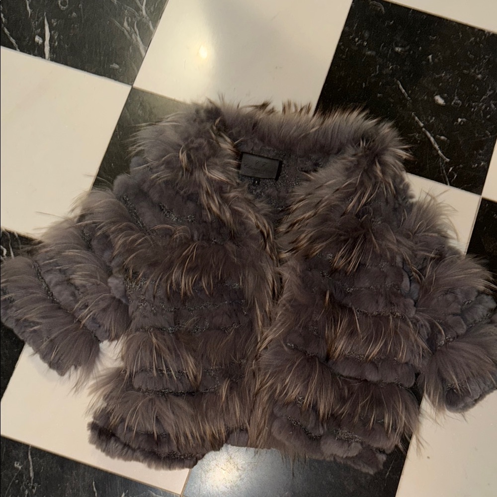 Women’s Faux Fur Jacket - Gray
